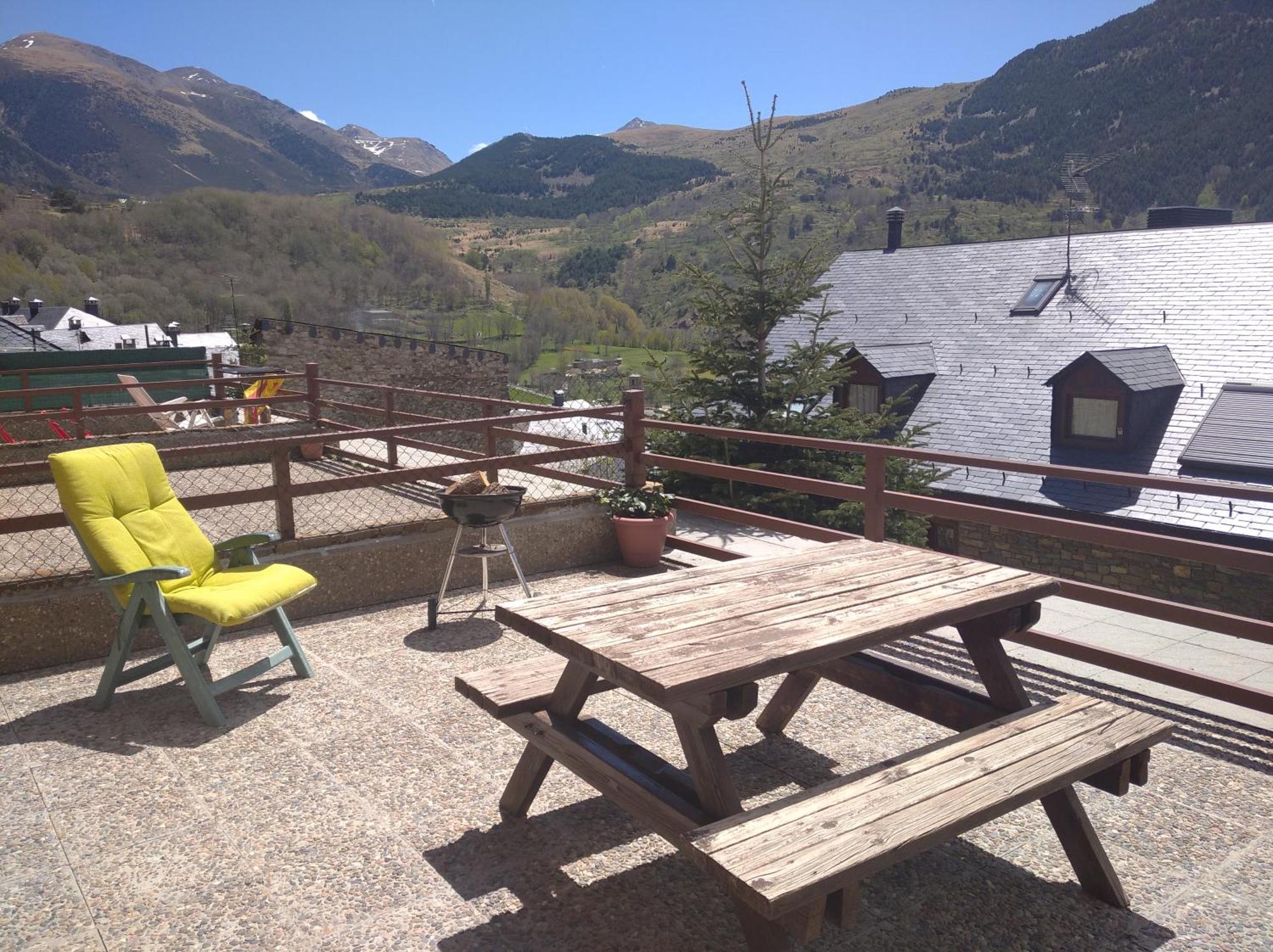 Apartamento Con Terraza Y Vistas Panoramicas En Tauell 외부 사진